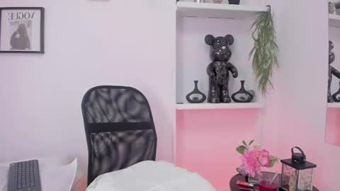 Chelsea  online show from September 2025 05:34:01 PM