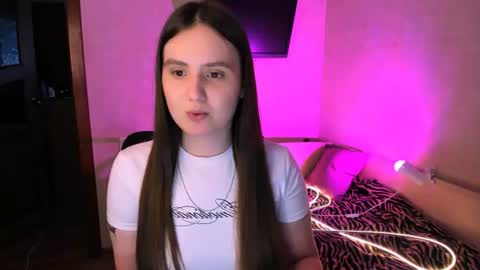 Snapshot of chelsyluxex chatting on June 2026 09:01:02 AM Chelsy Luxe online show from June 2026 09:01:02 AM