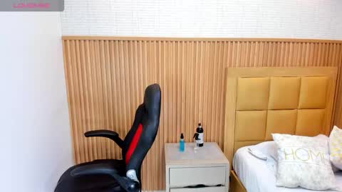 Camila  online show from January 2026 12:15:01 AM