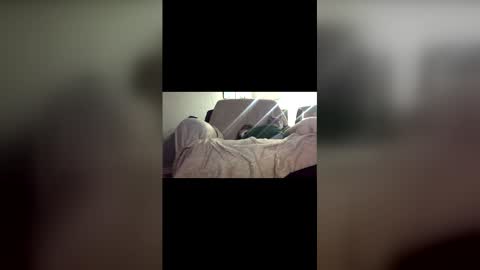 chenovich online show from April 2026 02:48:02 AM