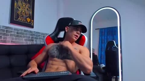 Snapshot of chepe_fit chatting on March 2025 01:10:02 AM chepe vause online show from March 2025 01:10:02 AM