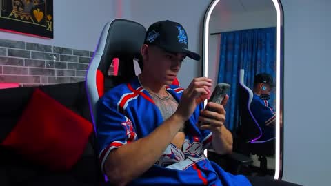 Snapshot of chepe_fit chatting on March 2025 01:27:01 AM chepe vause online show from March 2025 01:27:01 AM