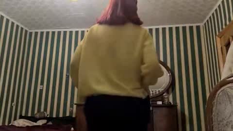 Emely online show from February 2026 05:20:01 PM