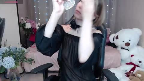 Snapshot of cherishsia chatting on October 2025 06:24:01 AM Adriana online show from October 2025 06:24:01 AM