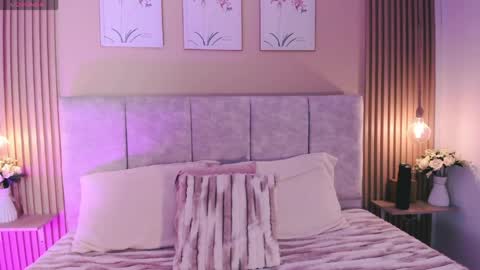 Snapshot of cherlyn_1 chatting on June 2026 01:12:01 PM cherlyn_1 online show from June 2026 01:12:01 PM