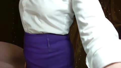 Snapshot of cherry_blossomsx chatting on October 2025 08:44:01 AM thanks guys see you tomorrow online show from October 2025 08:44:01 AM