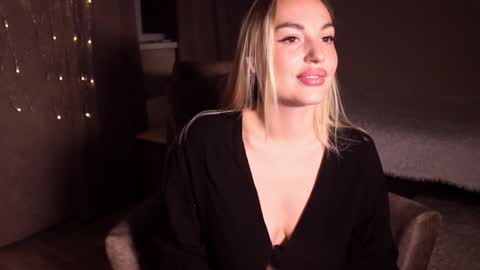 CherryBomb online show from December 2024 03:04:01 PM