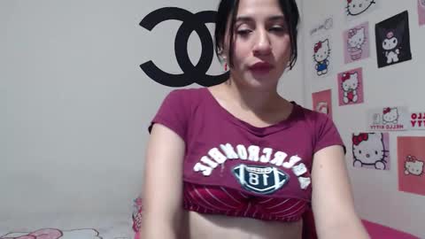 Snapshot of cherry_hc chatting on February 2025 02:45:01 PM Nezumy Rey  online show from February 2025 02:45:01 PM