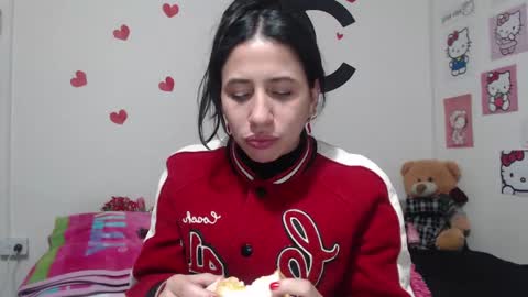 Snapshot of cherry_hc chatting on February 2025 03:31:02 AM Nezumy Rey  online show from February 2025 03:31:02 AM