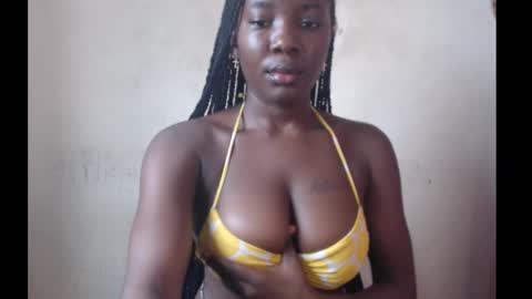 Snapshot of cherry_kissxx chatting on September 2025 10:15:02 AM Ruth online show from September 2025 10:15:02 AM