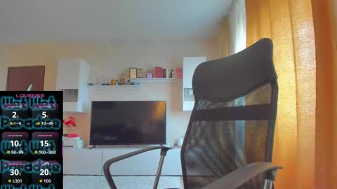 mayra online show from November 2025 10:03:01 AM