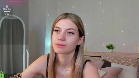 cherry_pr1ce online show from December 2025 12:16:02 AM