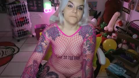 Snapshot of cherryb0mbb0mb chatting on December 2024 05:53:02 AM CherryBombBomb online show from December 2024 05:53:02 AM