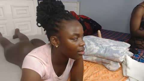 Snapshot of cherryebonny chatting on September 2025 01:24:02 PM cherryebonny online show from September 2025 01:24:02 PM