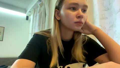 Lei online show from March 2026 05:51:02 AM