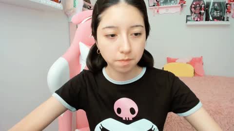 Snapshot of cherrymafer666 chatting on January 2025 08:00:01 PM cherrycute666 online show from January 2025 08:00:01 PM