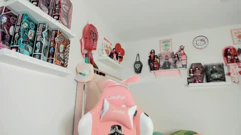 Snapshot of cherrymafer666 chatting on February 2025 02:06:01 AM cherrycute666 online show from February 2025 02:06:01 AM