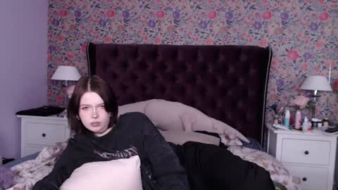 amelia online show from January 2025 12:25:01 AM