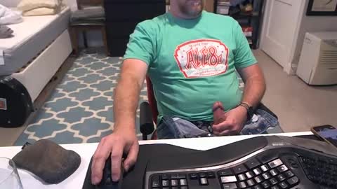 chesbayboy online show from October 2025 04:05:02 PM