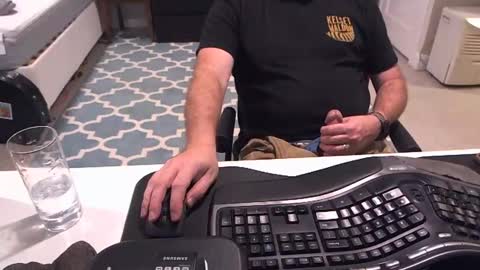 chesbayboy online show from October 2025 04:44:02 AM