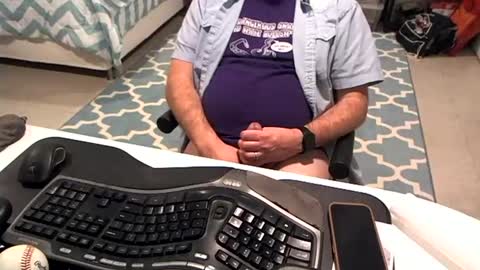 chesbayboy online show from December 2025 06:10:01 AM