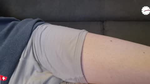 Grey online show from November 2025 07:12:01 PM