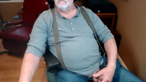 Snapshot of chgodad chatting on April 2026 06:16:02 PM chgodad online show from April 2026 06:16:02 PM