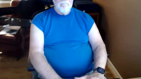 Snapshot of chgodad chatting on May 2026 09:44:02 PM chgodad online show from May 2026 09:44:02 PM