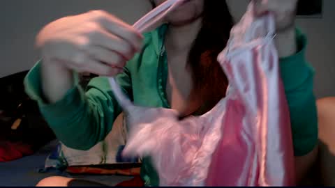 Snapshot of chiara177 chatting on January 2025 09:55:02 PM Chiara online show from January 2025 09:55:02 PM