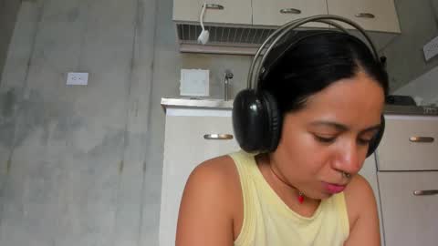 Chiara fustox online show from March 2026 10:15:01 PM