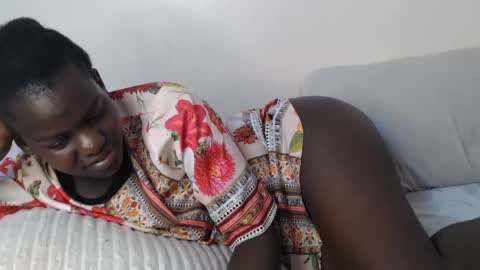 Snapshot of chichie_ chatting on August 2026 08:00:02 PM chichie_ online show from August 2026 08:00:02 PM