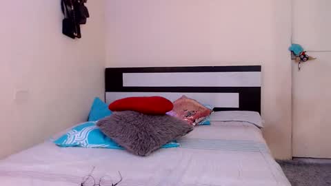  Valentina  online show from February 2025 10:00:01 PM