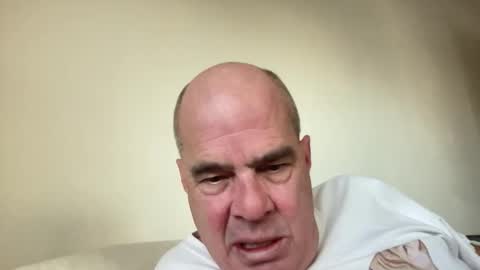 chillpuppy online show from October 2025 10:42:02 PM