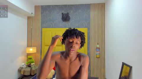 Snapshot of chimi88 chatting on December 2025 01:05:02 PM chimi88 online show from December 2025 01:05:02 PM