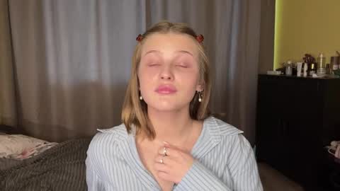 Chanelle online show from April 2026 01:09:02 PM