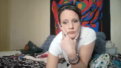 ChinaCove online show from April 2026 10:42:02 PM