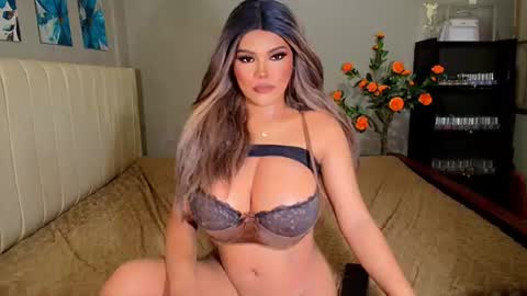 Snapshot of chinita_titi chatting on July 2026 05:49:01 AM chinita_titi online show from July 2026 05:49:01 AM