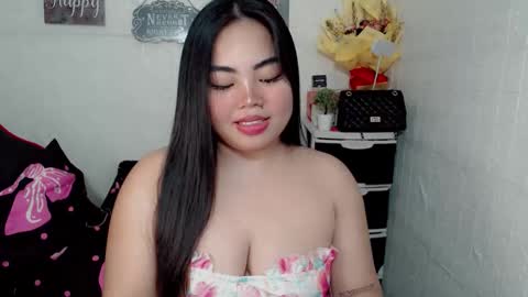 miss chixxie online show from October 2025 03:12:02 PM