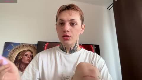 Snapshot of chl0echerry chatting on July 2026 12:11:01 PM Chloe INDEPENDENT MODEL online show from July 2026 12:11:01 PM