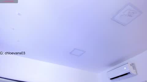 Snapshot of chloe__evans_ chatting on February 2025 11:17:01 AM Chloe online show from February 2025 11:17:01 AM