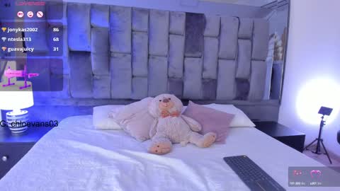 Snapshot of chloe__evans_ chatting on February 2025 10:20:02 PM Chloe online show from February 2025 10:20:02 PM