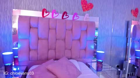 Snapshot of chloe__evans_ chatting on September 2025 11:35:01 AM Chloe online show from September 2025 11:35:01 AM