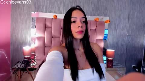 Snapshot of chloe__evans_ chatting on October 2025 11:40:01 AM Chloe online show from October 2025 11:40:01 AM