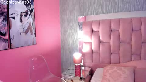 Snapshot of chloe__evans_ chatting on November 2025 10:57:02 AM Chloe online show from November 2025 10:57:02 AM