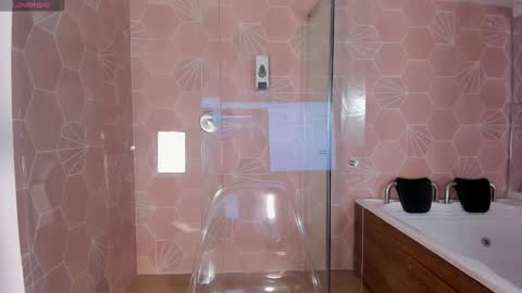 Snapshot of chloe__evans_ chatting on November 2025 11:42:02 AM Chloe online show from November 2025 11:42:02 AM