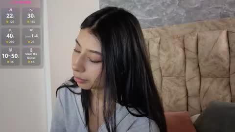 Snapshot of chloe_bluee_ chatting on June 2026 01:28:02 PM chloe_bluee_ online show from June 2026 01:28:02 PM