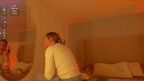 Chloe online show from March 2026 12:12:02 PM