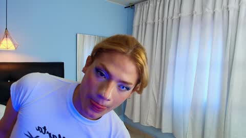 CHLOE online show from December 2024 09:28:01 PM