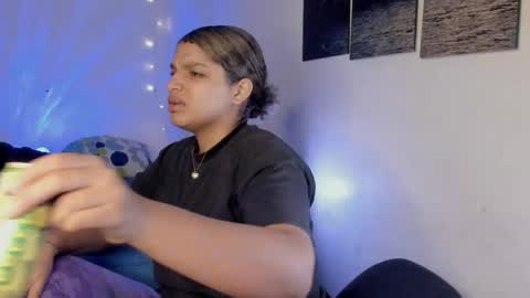 chloe_kisses online show from April 2026 11:30:02 AM