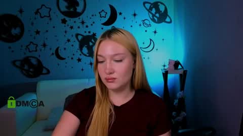 Snapshot of chloe_ley chatting on June 2026 03:25:01 AM chloe_ley online show from June 2026 03:25:01 AM